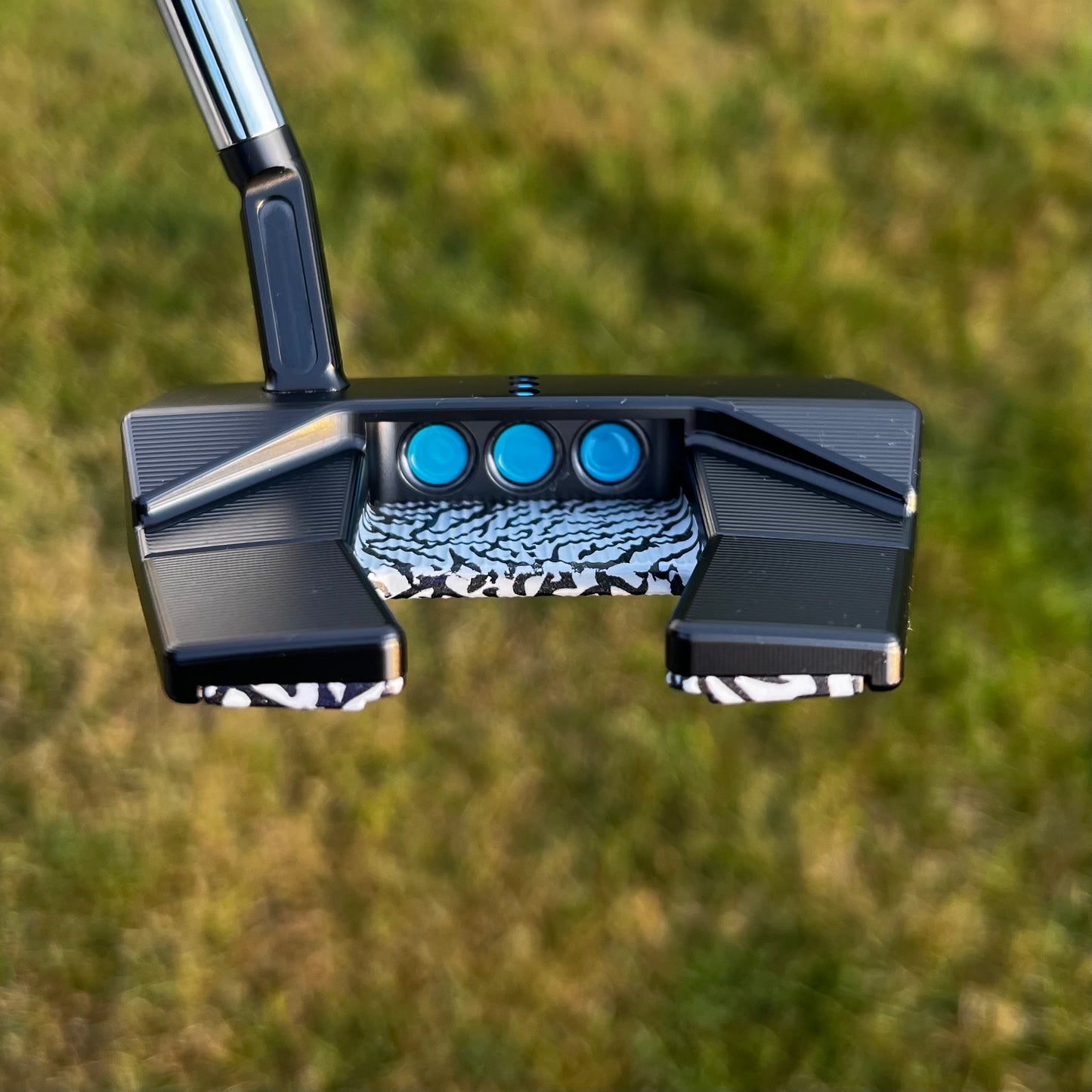 2024 Scotty Cameron Phantom X 5.5 DLC black Elephant print With Blue Glossy paint fill